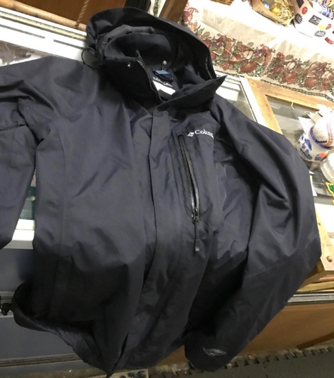 Columbia Waterproof Omni- Tech Jacket size Medium