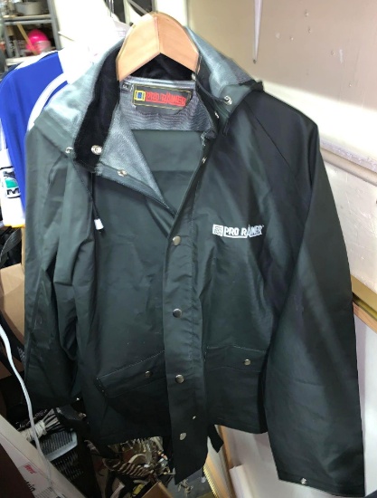 pro rainer rain jacket
