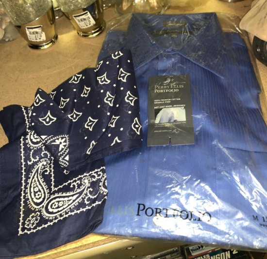 New Perry Ellis Shirt Size Med and 2 Bandanas