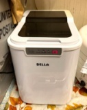 Della Portable Ice Maker- Works Great