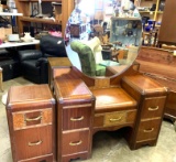 Vintage Bedroom Set Vanity 5'x 45