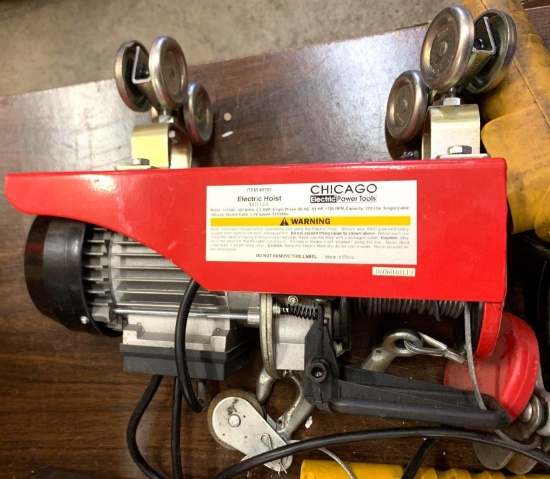 Chicago Electric Hoist 440lbs