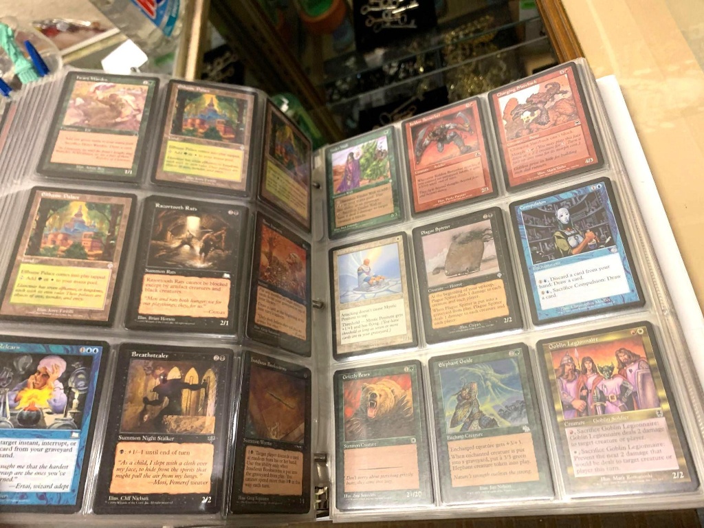 Binder full of ALL Vintage Magic the Gathering Cards MTG | Art, Antiques &  Collectibles Collectibles Trading Cards | Online Auctions | Proxibid