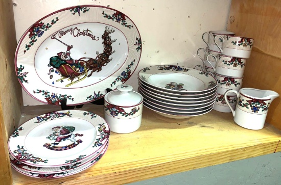 Fitz and Floyd Christmas Dishes "Santas List"