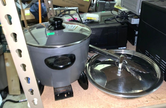 Presto Mutli Cooker and Stainless Pan