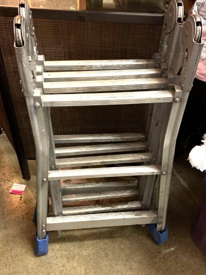 Collapsible Ladder