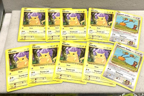 Lot of 10 Pokemon cards