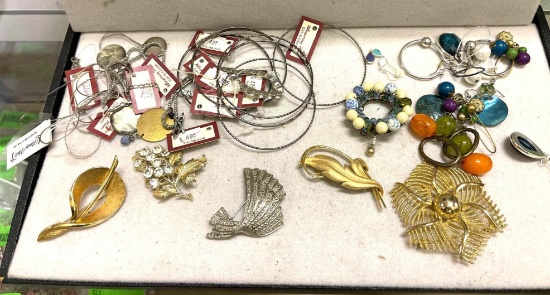 Lot of Jewelry