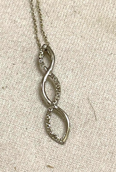 Sterling Silver Necklace with Diamond Pendant