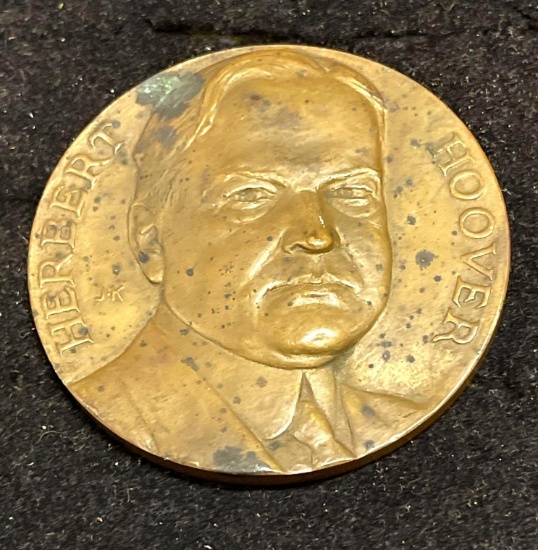 Vintage Collector Medallion