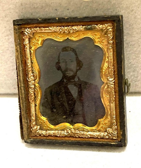Daguerreo Type photo Man from Civil War Era
