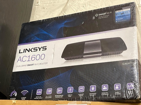 New in Box Linksys AC1600 Dual Band Smart Wifi Router