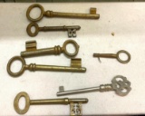 7 Vintage Skeleton Keys