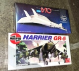 2 New and Sealed Airplane Models
