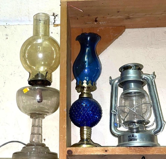 2 Vintage Oil Lamps and Solar Lantern