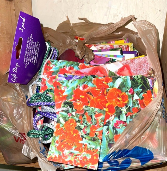 Over 100 Small Gift Bags - New