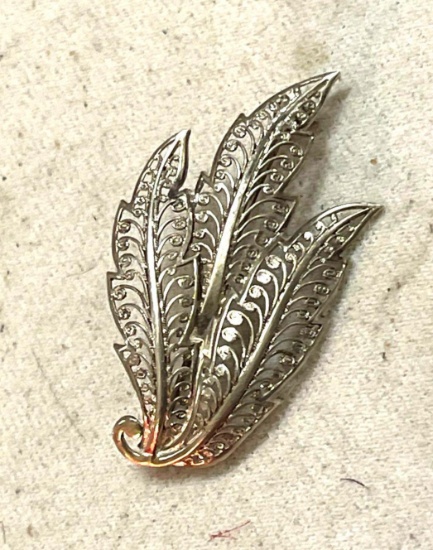 Very Nice Sterling Silver Feather Pin