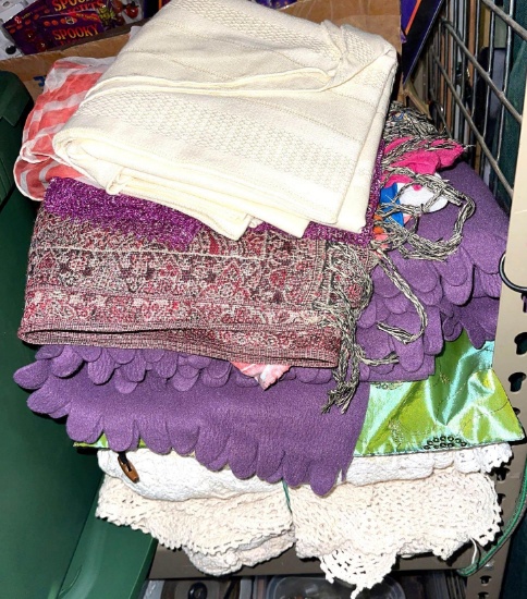 Table Cloths and Table Runners