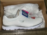 New Memory Foam Sketchers shoes size 10- womens