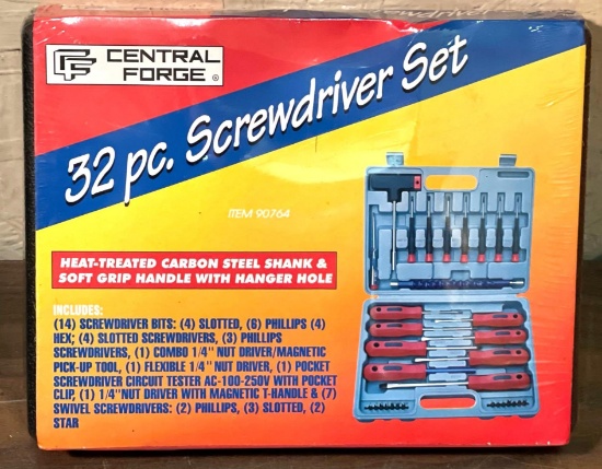 New Central Forge 32 Piece Screwdriver set
