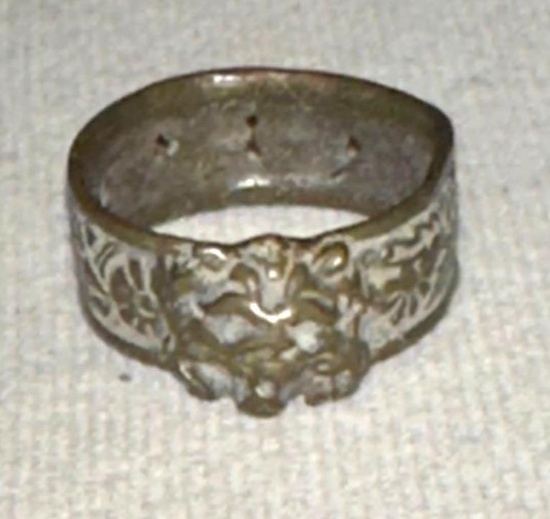Rare Bronze ring from Byzantine Era - Image is a Lion