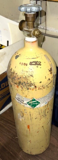 Helium Tank