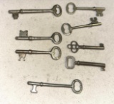 8 Vintage Skeleton Keys