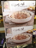 2 New Dolly 1.79QT Stoneware Speckled Pie Dish