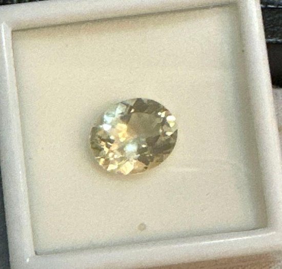 Clear Labradorite Gemstone 4cts