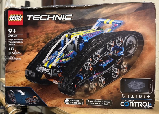 New Lego # 42140 App- Controlled Transformation Vehicle