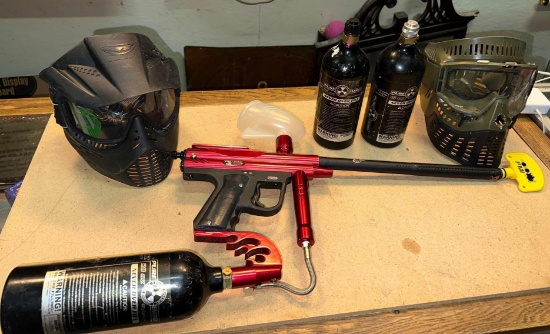 PMI Piranha Eforce Evo Paintball Gun and 2 Masks