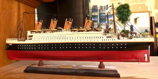 Titanic Model on Stand 21" Long