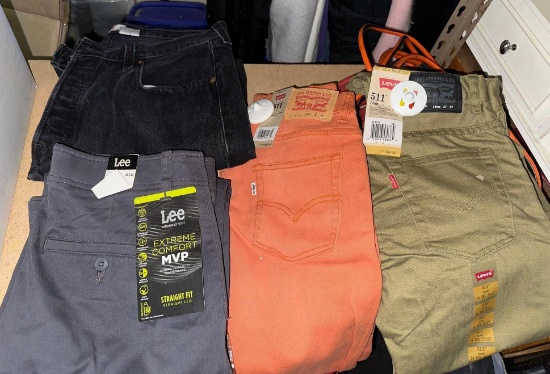 4 Lee/Levis Jeans- 3 Are New with Tags