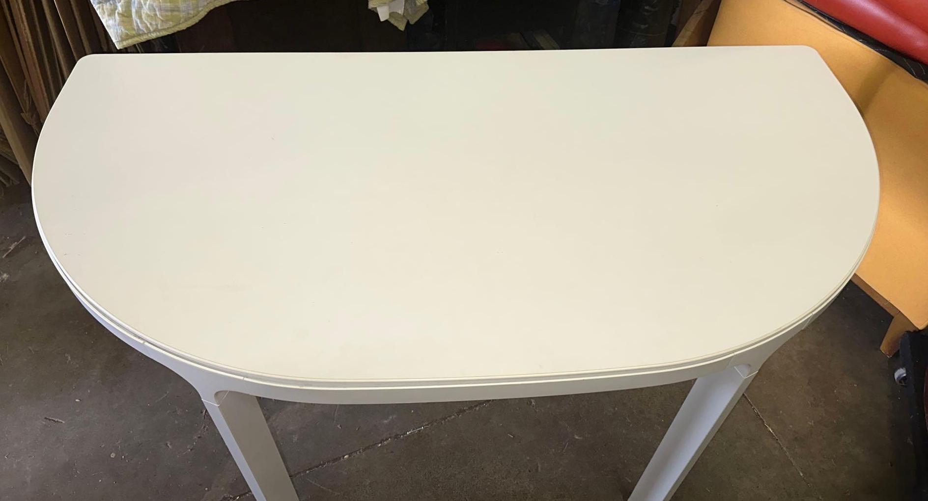 Half moon cheap table ikea