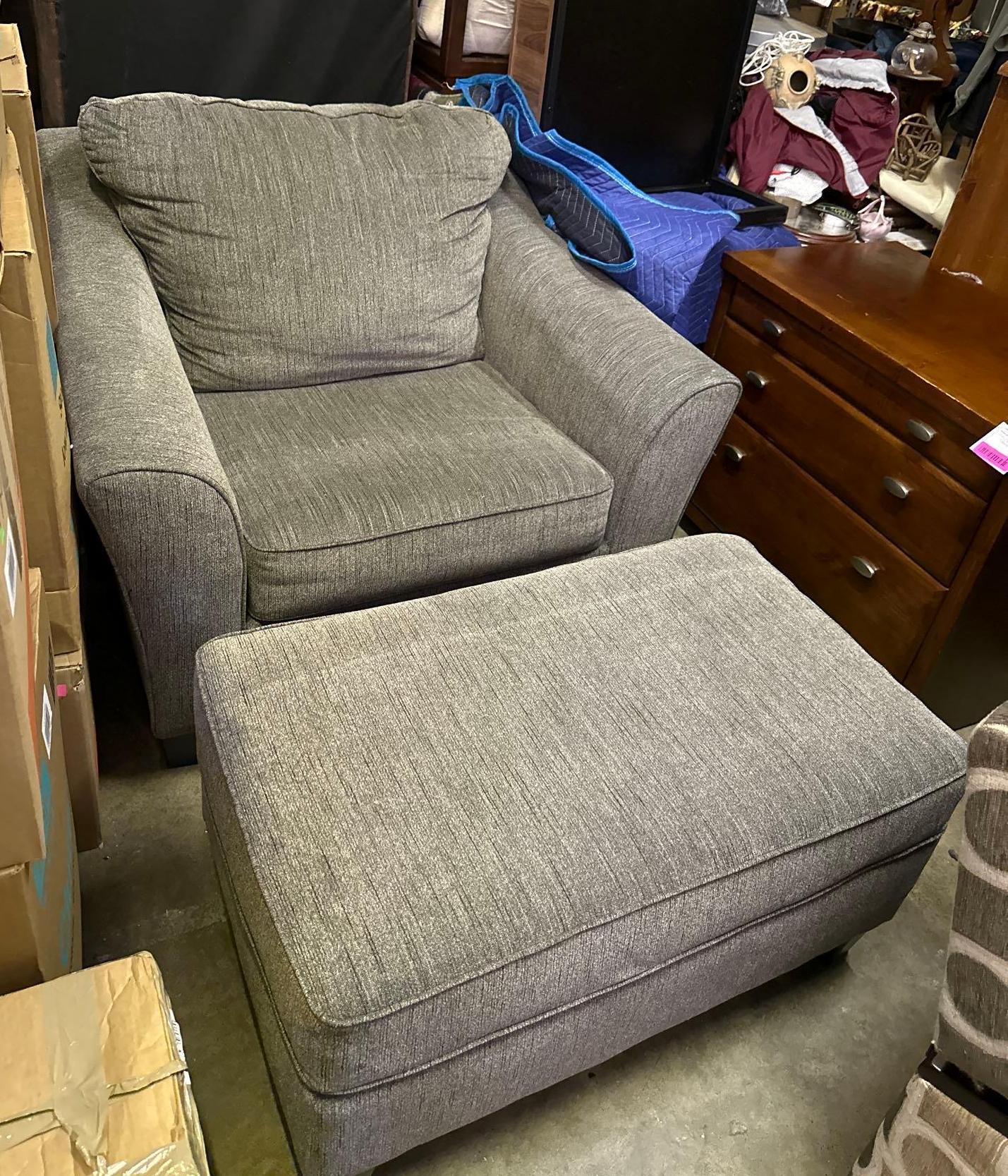 Gray Ashley Furniture Oversized chair and Ottoman Proxibid
