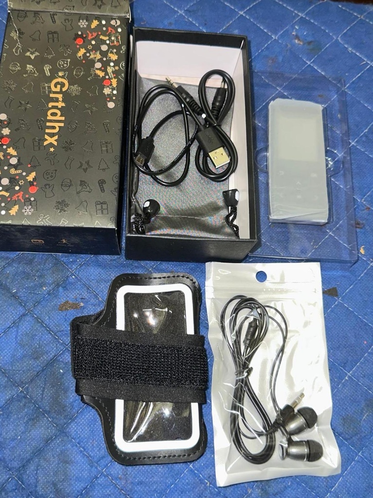 New Grtdhx MP3 Player 16BG and Accessories | Computers & Electronics  Electronics | Online Auctions | Proxibid