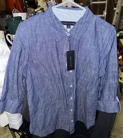 New with Tag Tommy Hilfiger denim shirt size M