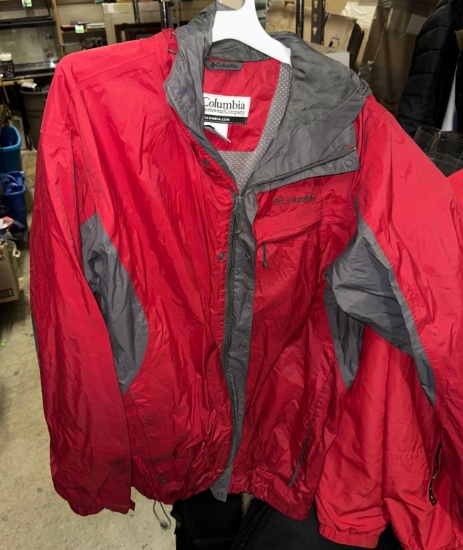 Columbia Rain jacket size L