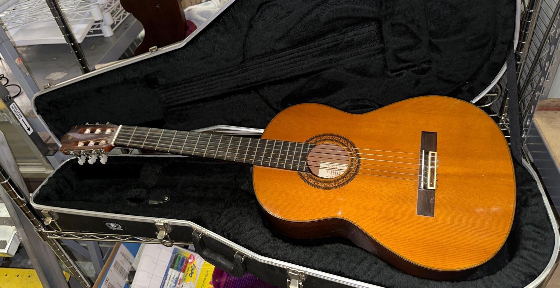 1970 s Yamaha G 231 II Acoustic Guitar with Hard Proxibid