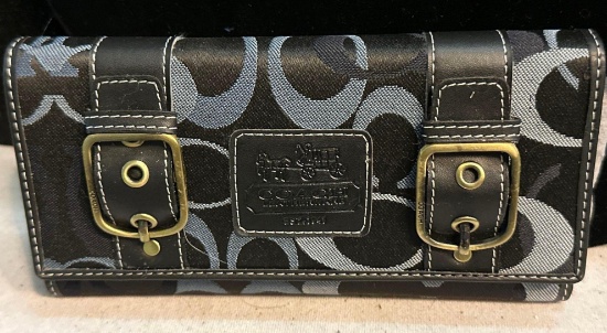 New Coach Wallet