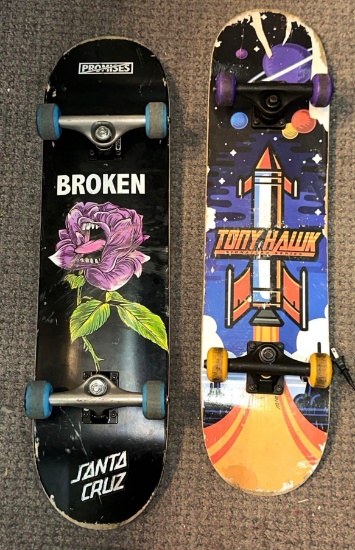 2 Skateboards
