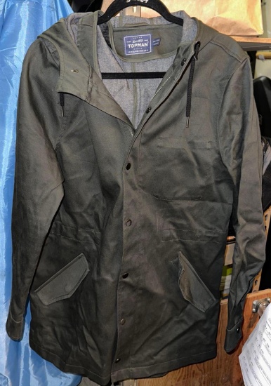 Top Man Rain Coat w/ hood size M- in good condition