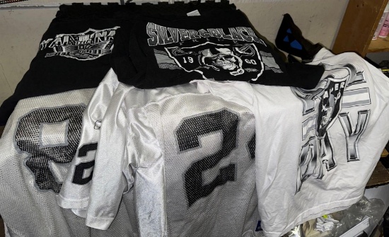 Raiders Lot- 3 T- shirts and 2 Jerseys- size m-xl