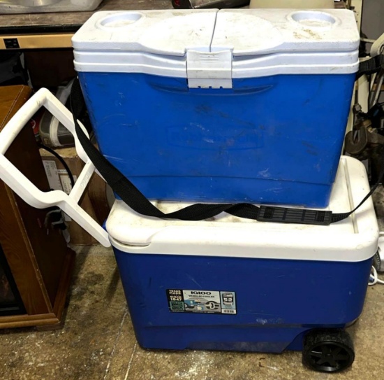 Rolling Igloo Cooler and Rubbermaid Carry Cooler