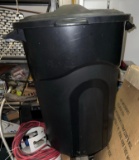 Trash Can with Lid