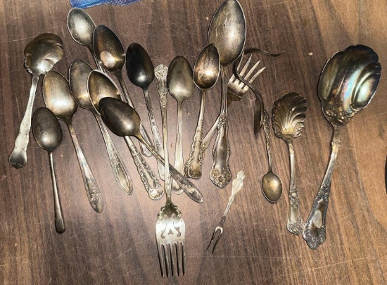 20 Pc Vintage Silver Plate Spoons and Forks- Rogers Bros, Royal Plate, Alvin Simeoml & Geo