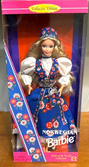 NIB 1995 Norwegian Barbie Doll