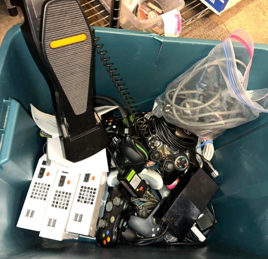 Large Video Game Lot- Gaming Consoles, Controllers and accessories- Various Brands