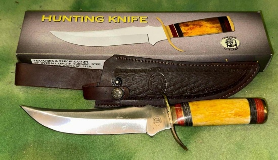 NIB Hunting Knife