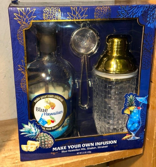 NIB Make your Own Infusion Blue Hawaiian Mix